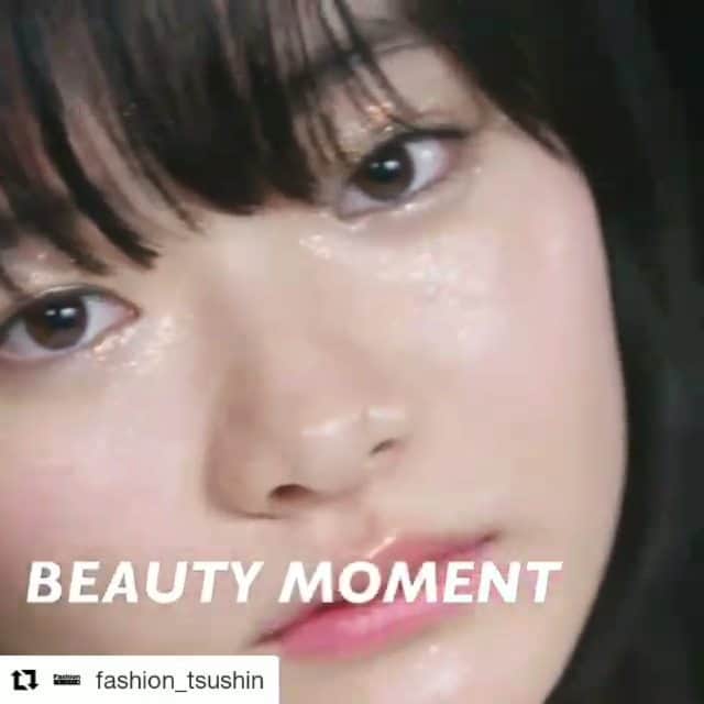 のインスタグラム：「💄💋✨土曜日の23時から放送です！ ぜひ、ご覧ください。「ファッション通信」 BSテレビ東京💄💋✨ #Repost @fashion_tsushin  資生堂のメイクアップアーティストが﻿コレクションで実際に使うヘアメイク術を ﻿レクチャーする「BEAUTY MOMENT」💄✨﻿ ﻿ ﻿  今回紹介するのは、﻿ かすんで⾒えるもの、ぼんやりしているものを意味する﻿Blursがテーマの「tiit tokyo(ティート・トウキョウ)」 @tiit_tokyo 2020春夏東京コレクション。﻿ ﻿ 普段から見慣れている街並みを﻿ インスピレーション源に作品を制作した。﻿ ﻿ ヘアメイクの指揮をとるのは、﻿ 資⽣堂ヘアメイクアップアーティスト「豊田健治」（ @kenjitoyota ）。 ﻿ ﻿ 光の変化や質感を表現した、艶のあるヘアメイクに注目。﻿ ﻿ この衣装とヘアメイクを再現したのは、﻿ 多様な表現力で人々を魅了、﻿ 数々の雑誌の表紙や東京コレクションのランウェイを歩き、﻿ 東京のイット・ガールとして話題を集めるモデル「TSUGUMI」（ @tsugumi_jp ）。 ﻿ ﻿ How to_________ .﻿ ﻿ 「肌」﻿ 小鼻の周りの赤み、くま、ニキビなどを﻿ コンシーラーで薄くカバーする。﻿ ファンデーションを ﻿ 薄く内側から外側に向かってぼかしていく。 ﻿ ﻿ 「目もと」﻿ 上まぶたの中央を中心に﻿ アイシャドウを全体にのせる。﻿ 仕上げに目もとにラメをのせる。 ﻿ ﻿ 「ほお」﻿ チークをほおの中央から ﻿ こめかみに向かってぼかし広げる。 ﻿ ﻿ 「口もと」﻿ 唇の中央から外側に向かって﻿ リップを自然にぼかし広げていく。 ﻿ ﻿ 「ヘア」﻿ ドライでナチュラルなスタイルに仕上げる。﻿ ﻿ @shiseido ﻿ @watashiplus ﻿ @shiseido_hma ﻿ #beautymoment ﻿ #shiseido ﻿ #資生堂 ﻿ #ヘアメイク﻿ #メイク動画 ﻿ #tiittokyo﻿ #ファッション通信﻿」