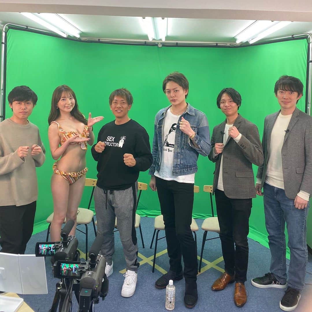 堀尾実咲さんのインスタグラム写真 - (堀尾実咲Instagram)「‪年収チャンネル収録でした☺️♥️‬ ‪しみけんさん、元青汁王子の三崎優太さんに来て頂きました✨✨‬ 年収チャンネルすごい‼︎✨🥺」1月24日 20時44分 - misaki.horio