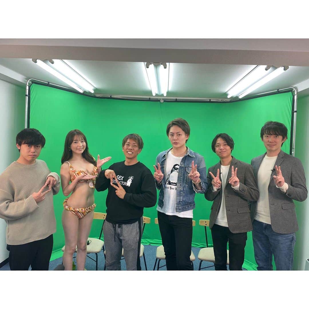堀尾実咲のインスタグラム：「‪年収チャンネル収録でした☺️♥️‬ ‪しみけんさん、元青汁王子の三崎優太さんに来て頂きました✨✨‬ 年収チャンネルすごい‼︎✨🥺」