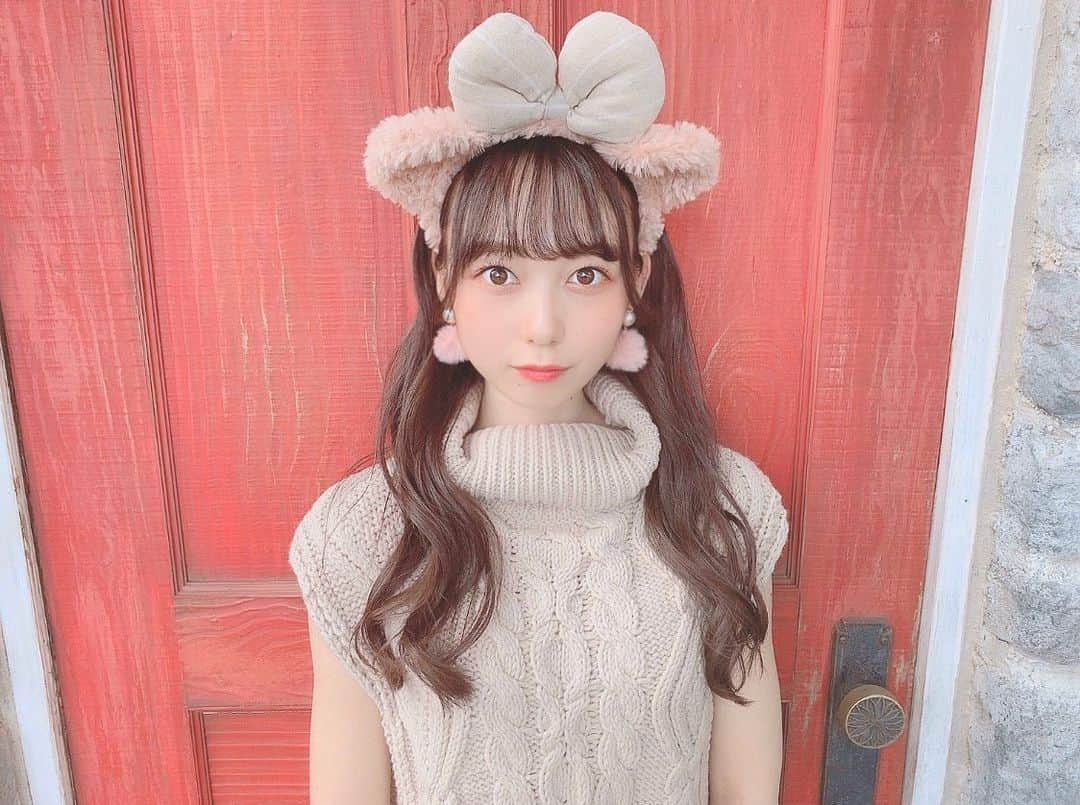 大盛真歩さんのインスタグラム写真 - (大盛真歩Instagram)「🧸🎈 . . . みんなにとっての夢の国は～？💭 https://akb48.chara-ani.com/  一緒に素敵な時間を過ごそうね🥰 . #夢の国 #akb48 #握手会 #個別握手会 #待ってます #会いたい . #tokyodisneysea #disneysea #sherrymay #シェリーメイコーデ #シェリーメイ #ディズニーコーデ #ディズニーシー #ディズニー」1月24日 20時55分 - maho_usagi