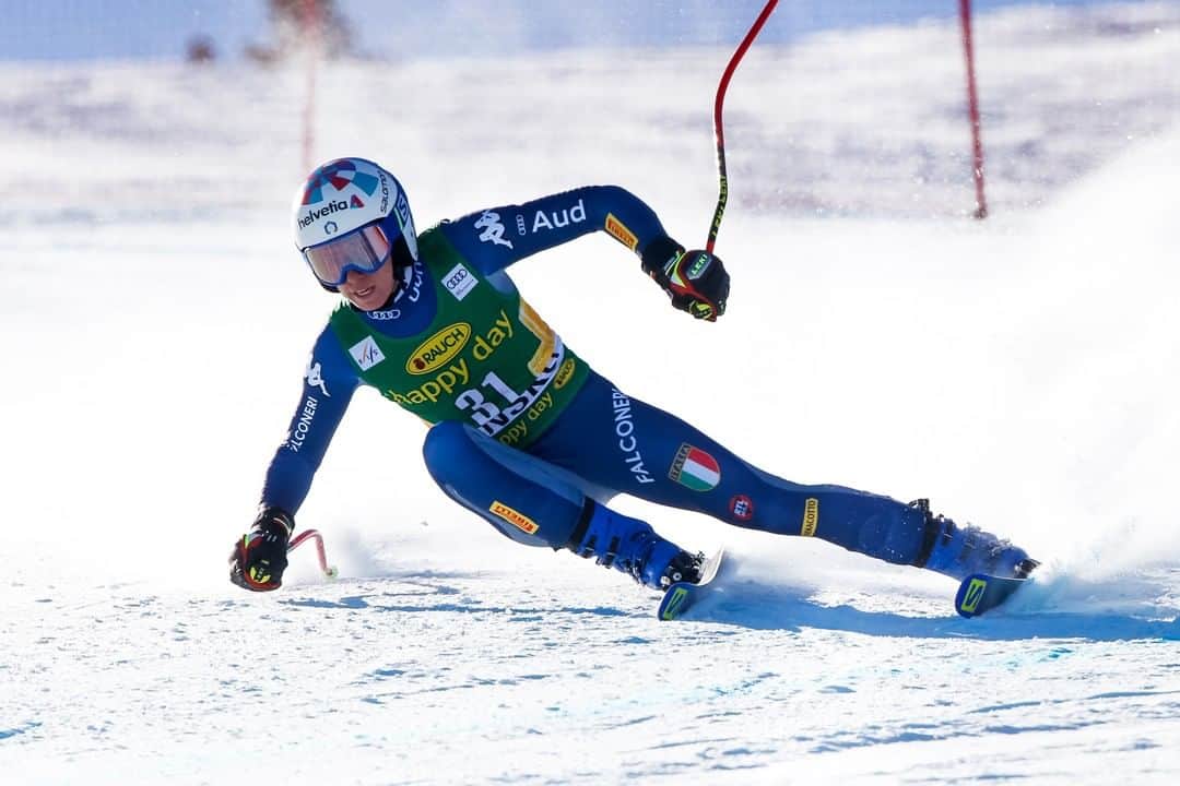モーリスラクロアさんのインスタグラム写真 - (モーリスラクロアInstagram)「@martabassino achieved an amazing 5th place today at the Alpine Skiing World Cup Downhill held in Bulgaria, her best performance ever in this discipline! BRAVO ! #MLfriends #Yourtimeisnow #MauriceLacroix #ski @federazione_sport_invernali」1月24日 21時30分 - mauricelacroix