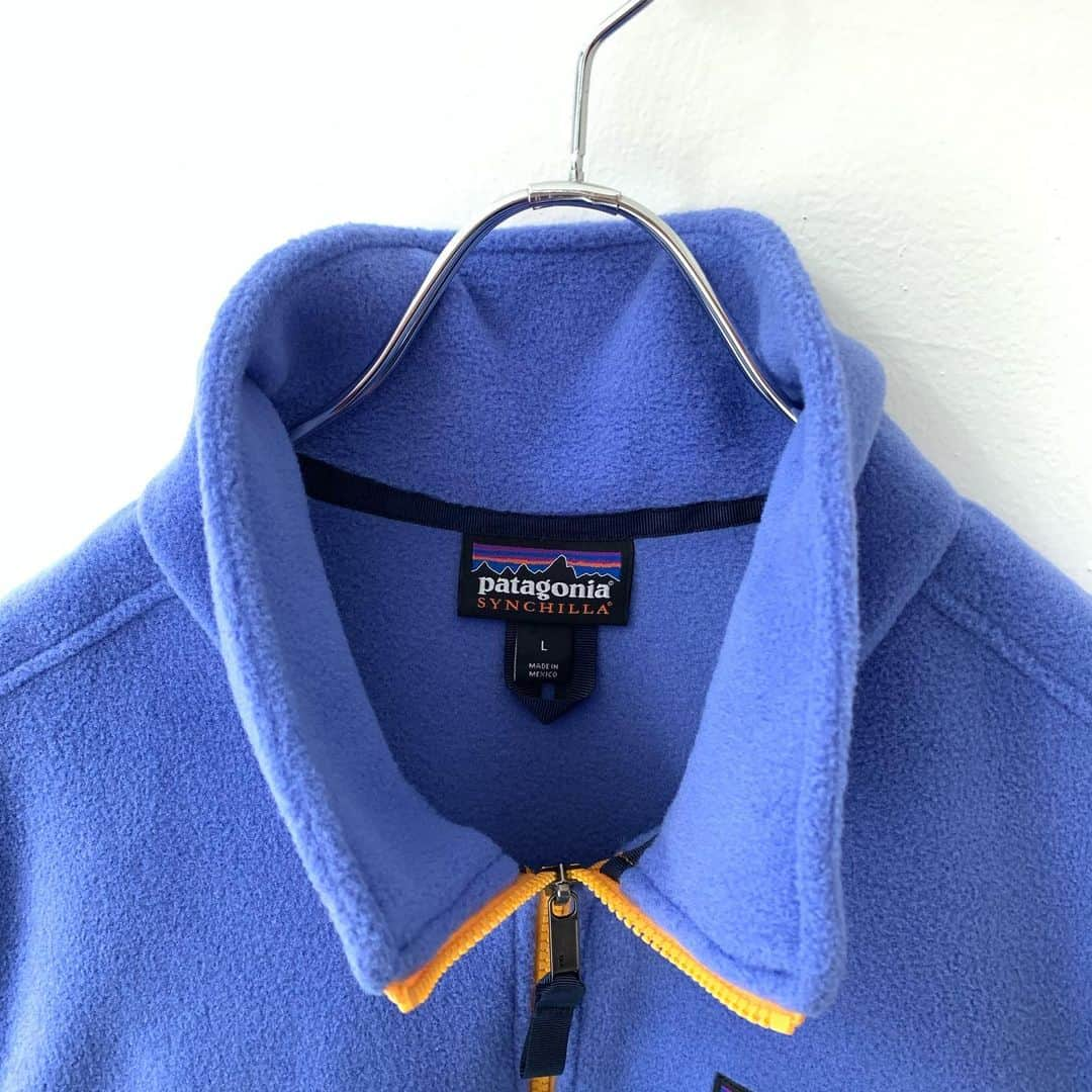 ジャムルさんのインスタグラム写真 - (ジャムルInstagram)「patagonia fleece vest ¥5900+tax 肩幅　43cm 身幅　57cm 着丈　70cm . 可愛い配色💙💛 . 通販も可能です。 お問い合わせはお電話で承ります。 .  #お問い合わせはお電話で承ります #jammru #osaka  #fashion  #streetstyle  #streetfashion  #vtg  #vintage  #used  #usedclothing  #古着 #古着屋 #ファッション #70s #80s #90s#patagonia」1月24日 14時03分 - jammru