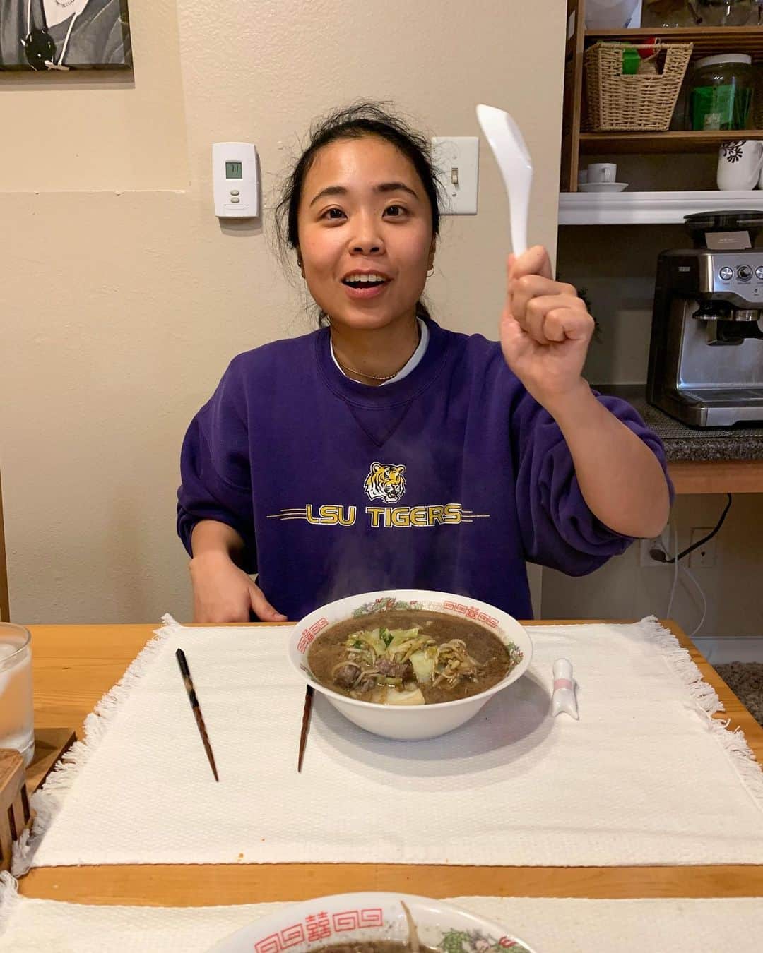 Narumi Shikiyaさんのインスタグラム写真 - (Narumi ShikiyaInstagram)「ジェイコブさんと家麺🍜 #新しい動画出ました💡  #1日のご飯　#手作りご飯　#チープですから」1月24日 14時28分 - naru_chan_official