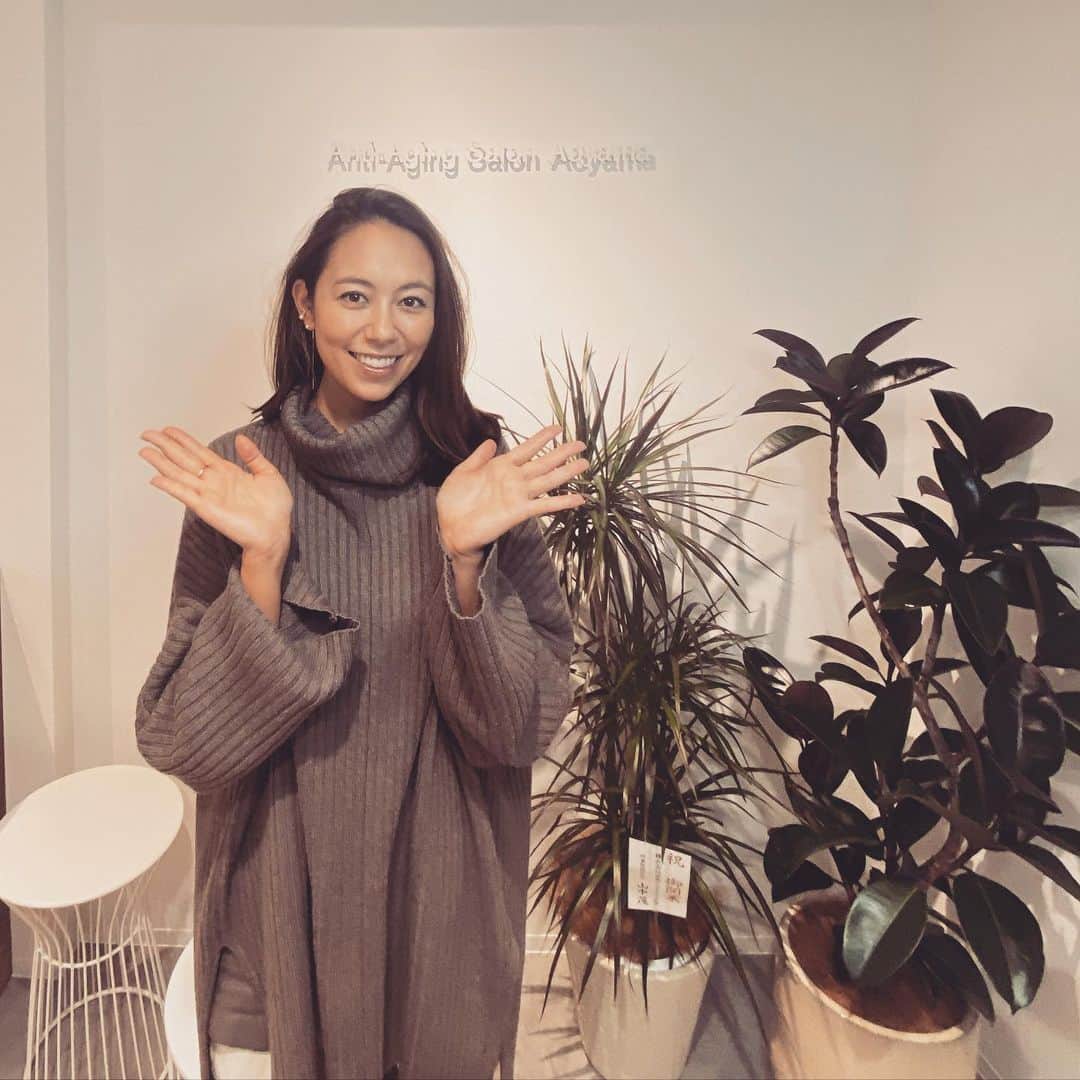 弓削智久のインスタグラム：「友人の @naomiayukawa ちゃんが 代表を務める　@antiagingsalonaoyama  年末伺ったんですが 長年悩んでた肩こりが治って最高 整えたい方、是非です！  Anti-Aging Salon Aoyama 〒107-0062 東京都港区南青山2-27-22 2F 03-5843-1729 https://www.anti-agingsalon.com」