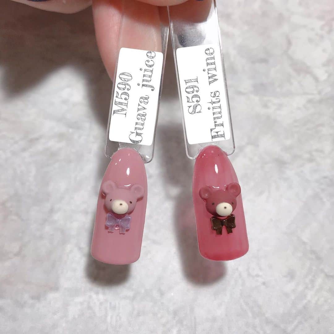 なかやまちえこのインスタグラム：「2020.01.23発売のPREGELミューズの新色✨くすみピンクが可愛い❤️ #nail #nails #nailart #ネイル #美甲 #ネイルアート  #clou #nagel #ongle #ongles #unghia #japanesenailart #manucure #네일 #젤네일 #네일아트 #네일리스트 #japanesenails #manicurist #gelnails #أظافر #くすみネイル #くすみカラー #くすみピンク #くすみピンクネイル」