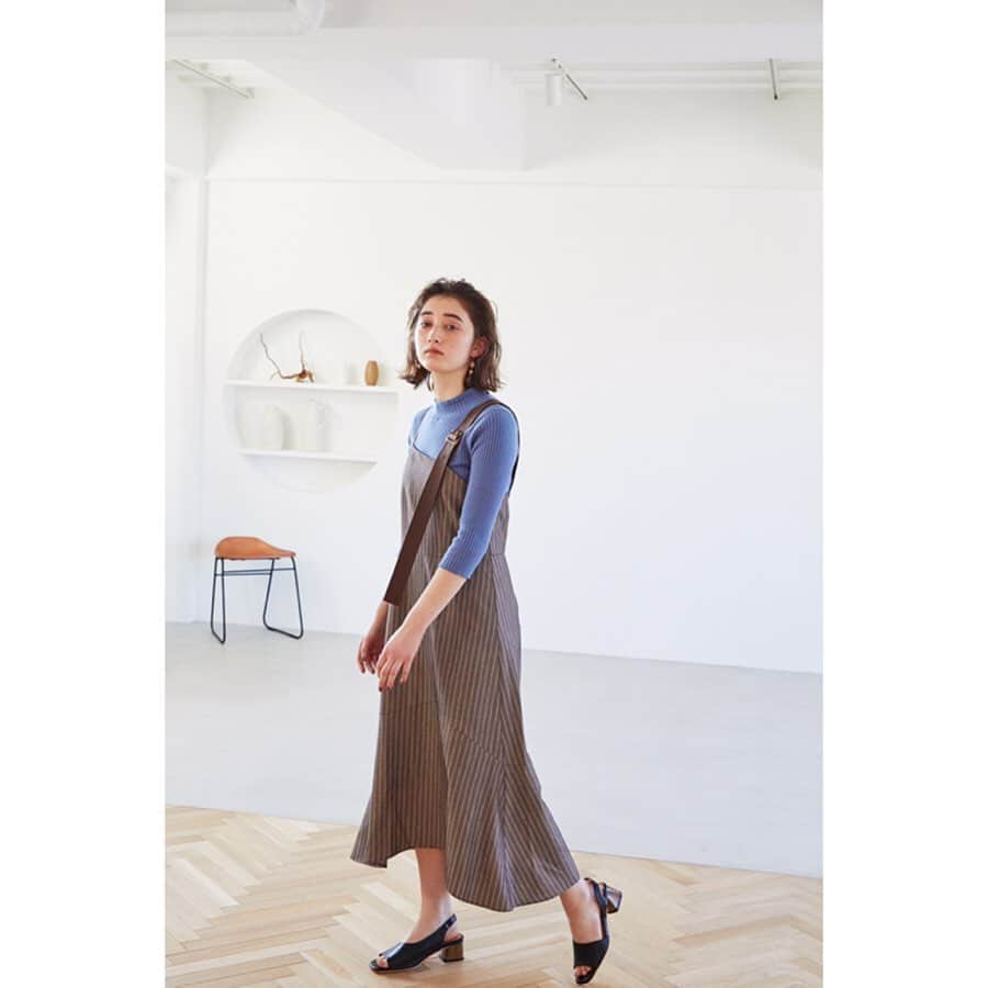 アヴァンリリィのインスタグラム：「RECOMMEND ITEM ㅤㅤㅤㅤㅤㅤㅤㅤㅤㅤㅤㅤㅤ 店舗・SHEL'TTER WEBSTOREにて発売中🚚 ㅤㅤㅤㅤㅤㅤㅤㅤㅤㅤㅤㅤㅤ ：KNIT スカラップネックリブニットトップス Price.¥3,990+tax No.180DS170-1060 ㅤㅤㅤㅤㅤㅤㅤㅤㅤㅤㅤㅤㅤ ：ONE PIECE ランダムヘムジャンスカ Price.¥7,990+tax No.180DS131-0700 ㅤㅤㅤㅤㅤㅤㅤㅤㅤㅤㅤㅤㅤ 画像をタップで商品詳細をご覧いただけます🔍 _______________________________________________________ #AVANLILY #アヴァンリリィ」