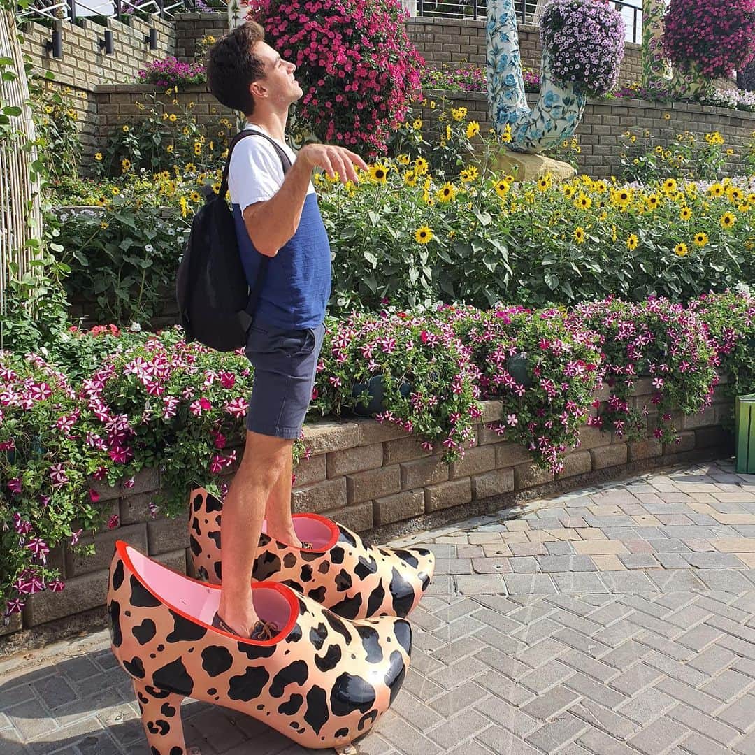 アンドレイ・デプタトのインスタグラム：「За нормальными фотографиями к @ekaterinabobrova У меня таких нет :(」