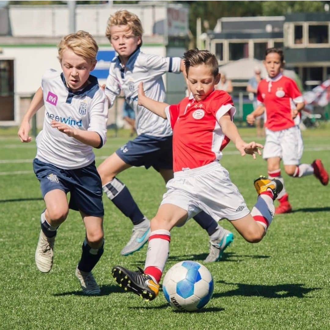 ロイ・ベーレンスさんのインスタグラム写真 - (ロイ・ベーレンスInstagram)「Jairo volgend seizoen PSV o13 🔥⚽️」1月24日 17時53分 - roybeerens7