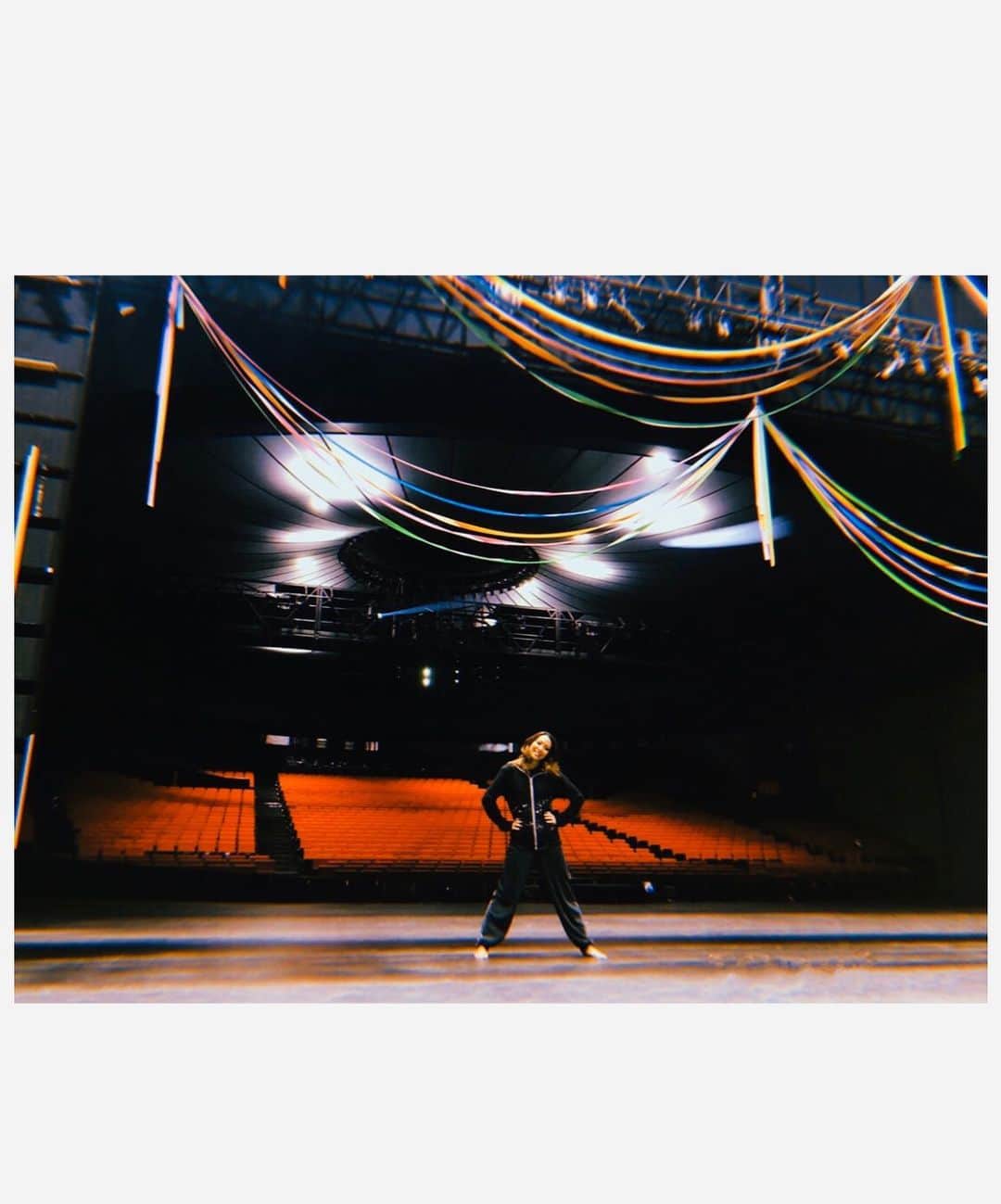 矢吹世奈さんのインスタグラム写真 - (矢吹世奈Instagram)「IHIステージアラウンド東京 お世話になりました🙇‍♀️🙏🏼 4月5月もよろしくお願い致します💙 #ステアラ#360度回転#劇場」1月24日 17時56分 - sena_yabuki
