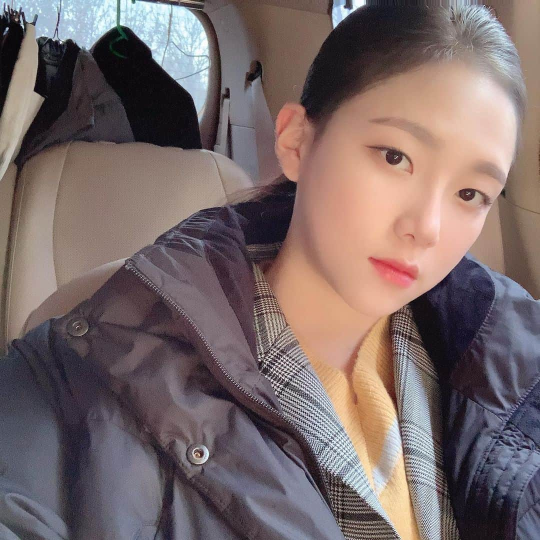 Ni Daさんのインスタグラム写真 - (Ni DaInstagram)「모두 새해복많이 즐거운 설연휴보내세요🥰」1月24日 18時24分 - da.ni_jung