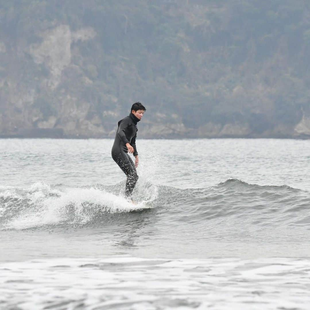 駿河太郎さんのインスタグラム写真 - (駿河太郎Instagram)「久々の鵠沼 お邪魔しました @mitsurf @karubekyosuke @takuya_nagakura @yuzurushinjo @transistor_brand  ありがとうございました😊」1月24日 19時18分 - tarosleepydog