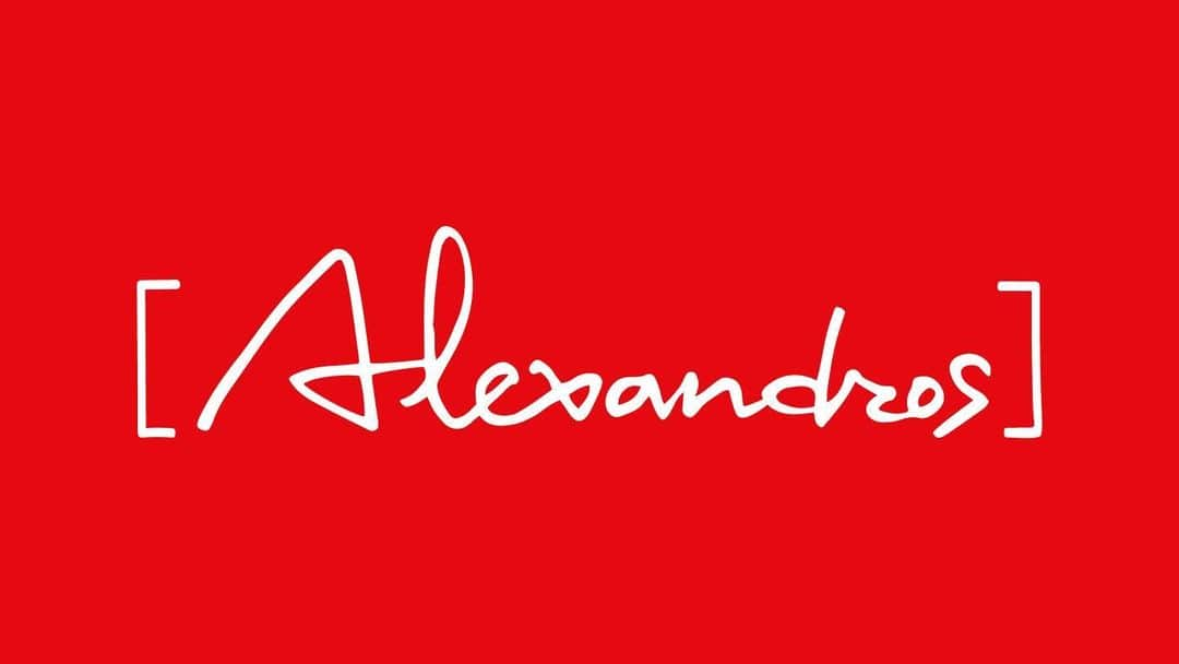 [ALEXANDROS]さんのインスタグラム写真 - ([ALEXANDROS]Instagram)「[Alexandros]からみなさまへ﻿ ﻿ 本日21:00より、YouTube Liveにて[Alexandros]メンバー全員による生配信を実施します。是非ご覧ください。﻿ ﻿ https://youtu.be/KWINBoJMf10」1月24日 19時42分 - alexandros_official_insta