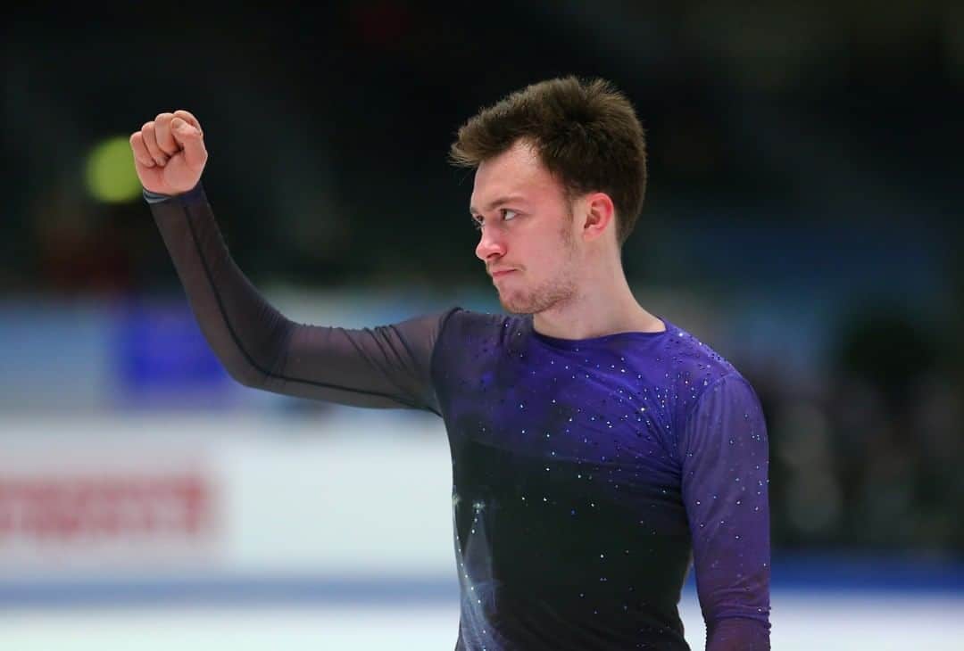 オリンピックチャンネルさんのインスタグラム写真 - (オリンピックチャンネルInstagram)「After @javierfernandezskater went seven and out, Russia’s @dmitry_aliev is the new men’s singles champion at #EuroFigure.⁠ ⁠ Hit the link in bio for the full #FigureSkating story.⁠」1月24日 19時46分 - olympicchannel_x