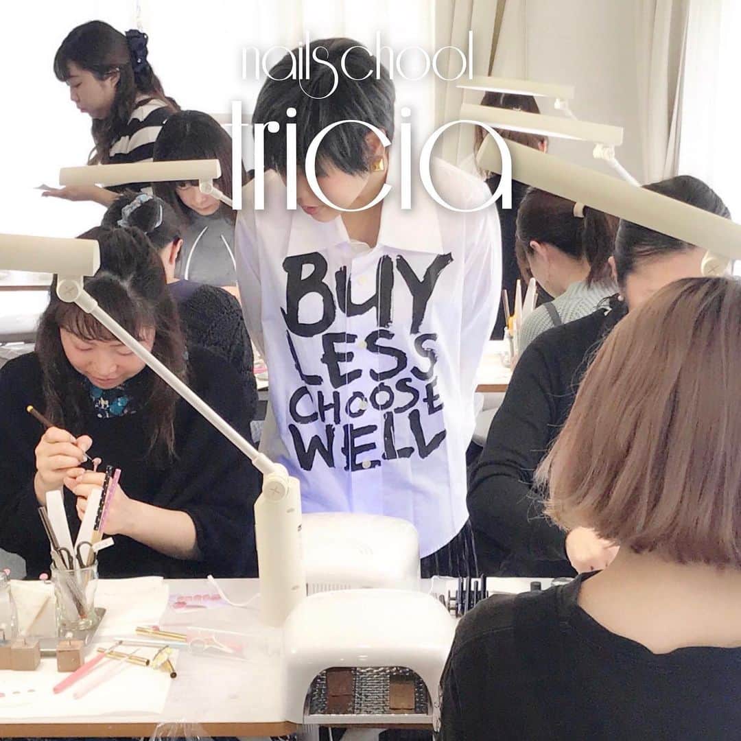 なかやまちえこのインスタグラム：「2020.01.24 nailschool tricia ジェルアートレッスンご受講くださりありがとうございました😊楽しかったです🥰🥰🥰💫 #tricia #nailschool #ネイルスクール #トリシア #表参道 #ネイルスクールトリシア #ネイルスクールtricia #nail #nails #nailart #ネイル #美甲 #ネイルアート  #clou #nagel #ongle #ongles #unghia #japanesenailart #manucure #네일 #젤네일 #네일아트 #네일리스트 #japanesenails #manicurist #gelnails #أظافر」