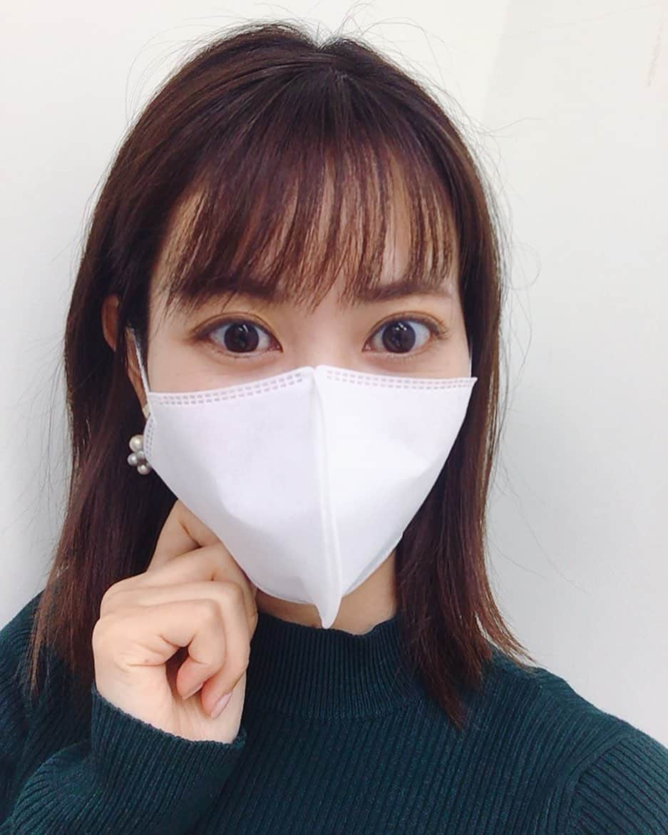 佐藤千晶さんのインスタグラム写真 - (佐藤千晶Instagram)「いろんなマスク、試してます。 外でも家でもマスク。 マスクの消費にめちゃくちゃ貢献してます。笑  #マスク #いろいろ試し中 #毎日マスク #一年にいくつくらい消費してるんだろ #予防 と #乾燥対策 #予防と対策をして体調に気をつけましょうー！」1月24日 22時43分 - satochiaki125