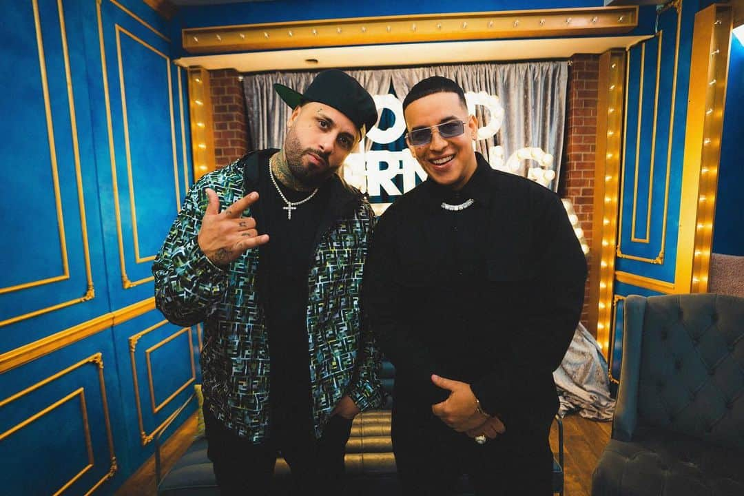 NICKY JAMさんのインスタグラム写真 - (NICKY JAMInstagram)「#muevelo @nickyjampr @daddyyankee  @goodmorningamerica #badboysforlife」1月24日 22時53分 - nickyjam