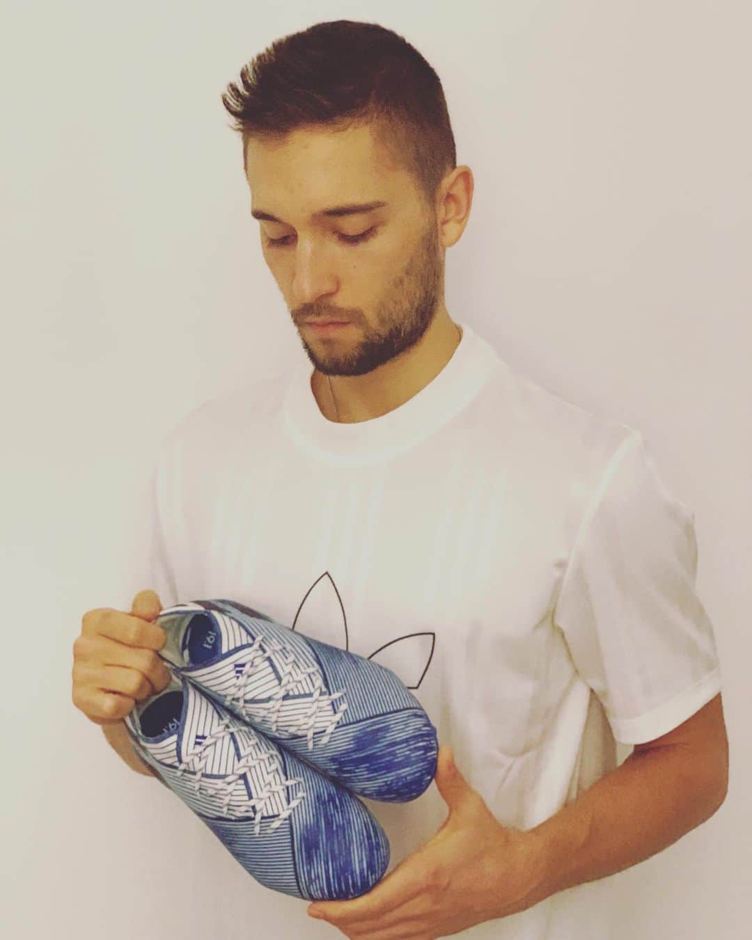 のインスタグラム：「YES ⚡️ @adidasfootball #nemeziz #createdwithadidas」