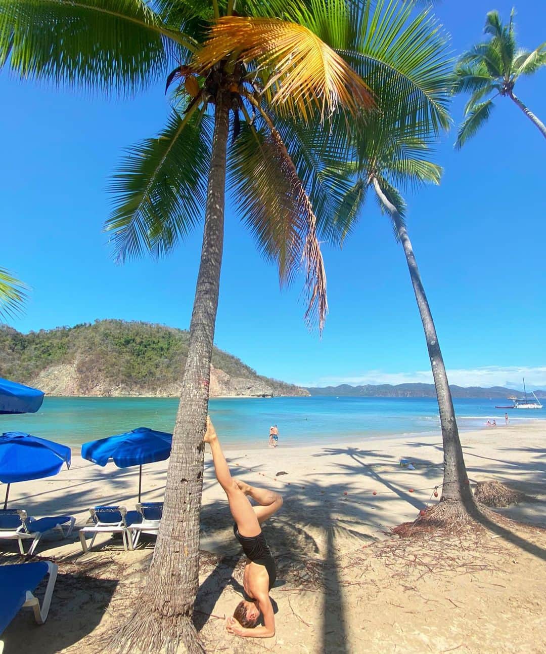 ピパ さんのインスタグラム写真 - (ピパ Instagram)「Life is better on the island🏝 . . #costarica #jaco #tortugaislandtour #boattour #beach」1月24日 23時17分 - bipa.diva