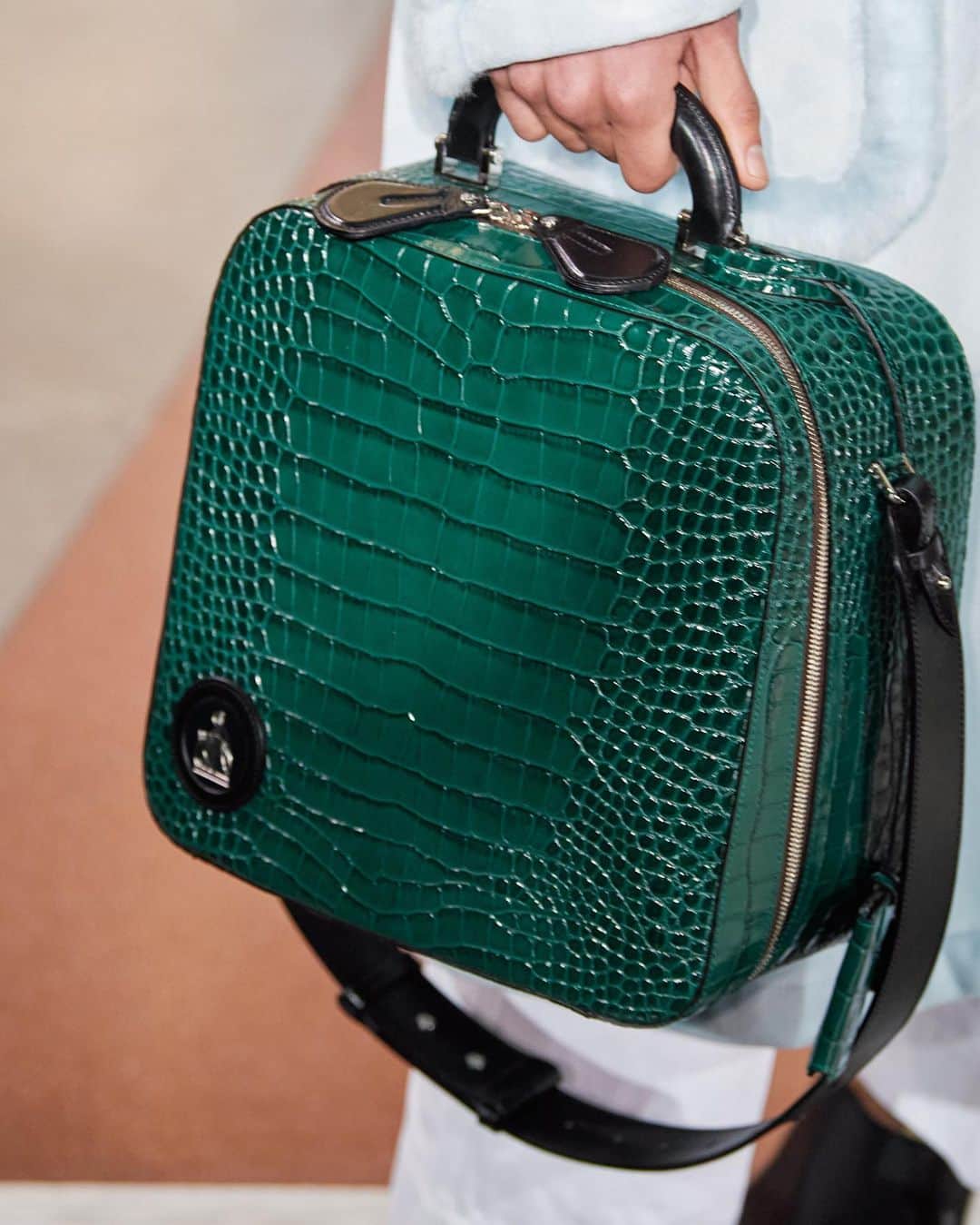 ランバンさんのインスタグラム写真 - (ランバンInstagram)「Lanvin rounded suitcases in leather express @brunosialelli’s fanciful vision of the French craftsmanship excellence.  #LanvinFW20 #Pfw #Lanvin」1月25日 1時18分 - lanvin