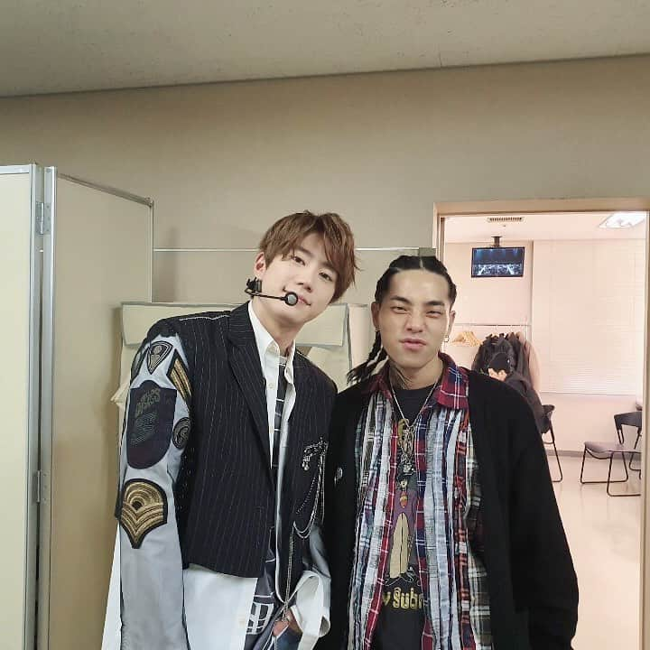 U-KISSさんのインスタグラム写真 - (U-KISSInstagram)「JUN(from U-KISS) Live 2020 -22- スペシャルゲストReddyさん!!! 生で初披露されたMy Way (feat. Reddy) (Prod. Sway D)いかがでしたか。🙏 #reddy #ukissjun #이준영 #myway #itsmyway #hiphop #コラボ」1月25日 1時51分 - ukiss_japanofficial