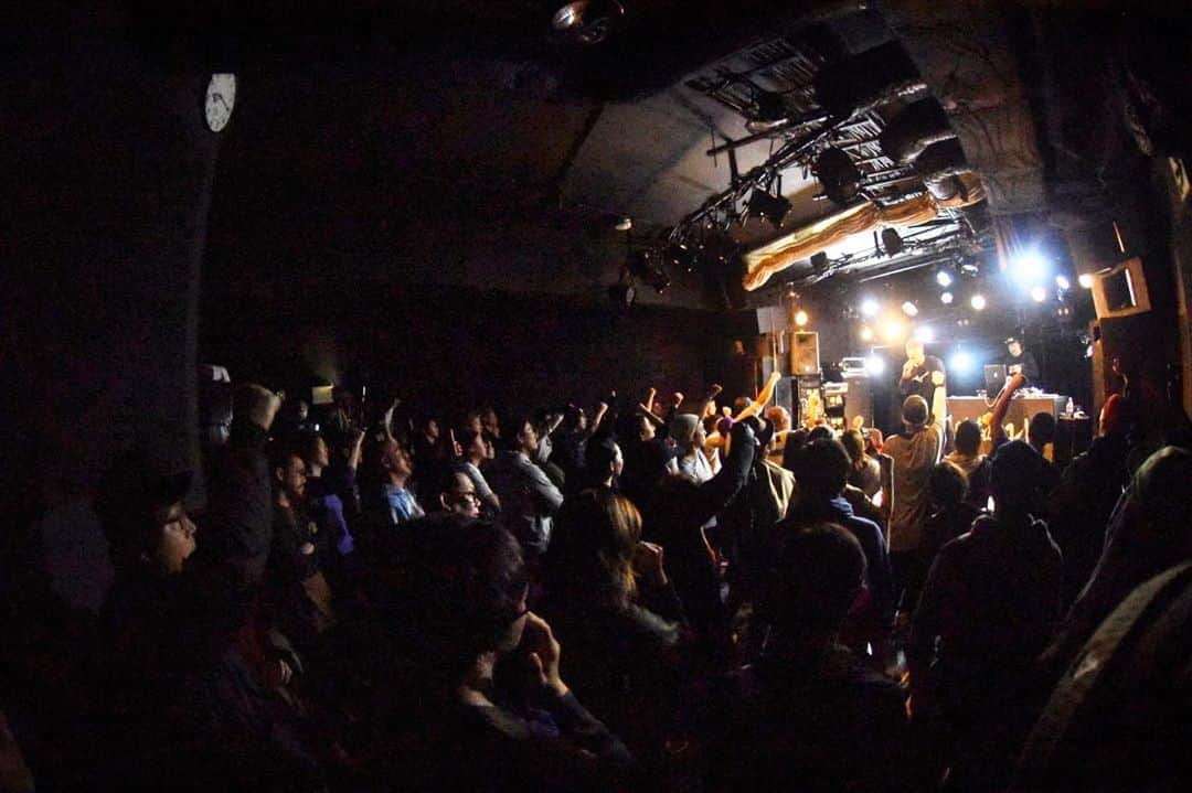 DJ FUKUのインスタグラム：「SHINGO★西成ワンマン初日 in名古屋HeartLand お陰様で無事終了🙏 来てくれた皆さんありがとう🔥 次回のワンマンライブは 2/2(日)金沢DOUBLE🎤🎧 後悔なし🔥集合よろしく👍」