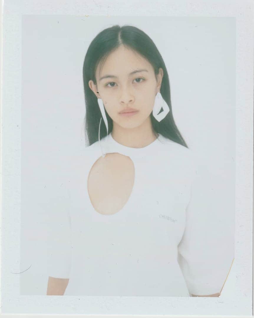 OFF-WHITE C/O VIRGIL ABLOHさんのインスタグラム写真 - (OFF-WHITE C/O VIRGIL ABLOHInstagram)「[bts] ss20 women's Off-White™ runway show titled "Meteor Shower". model c/o @lala__takahashi styling c/o @stevie_dance photography c/o @fabienmontique」1月25日 4時00分 - off____white