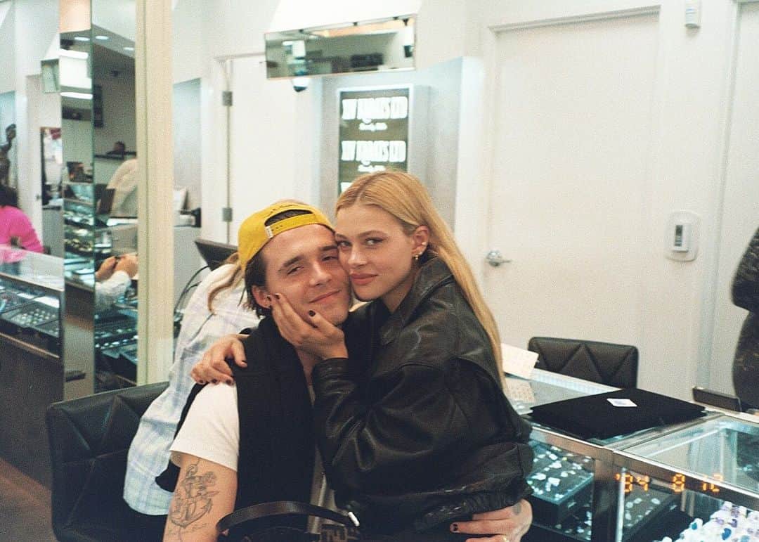ニコラ・ペルツのインスタグラム：「miss u」
