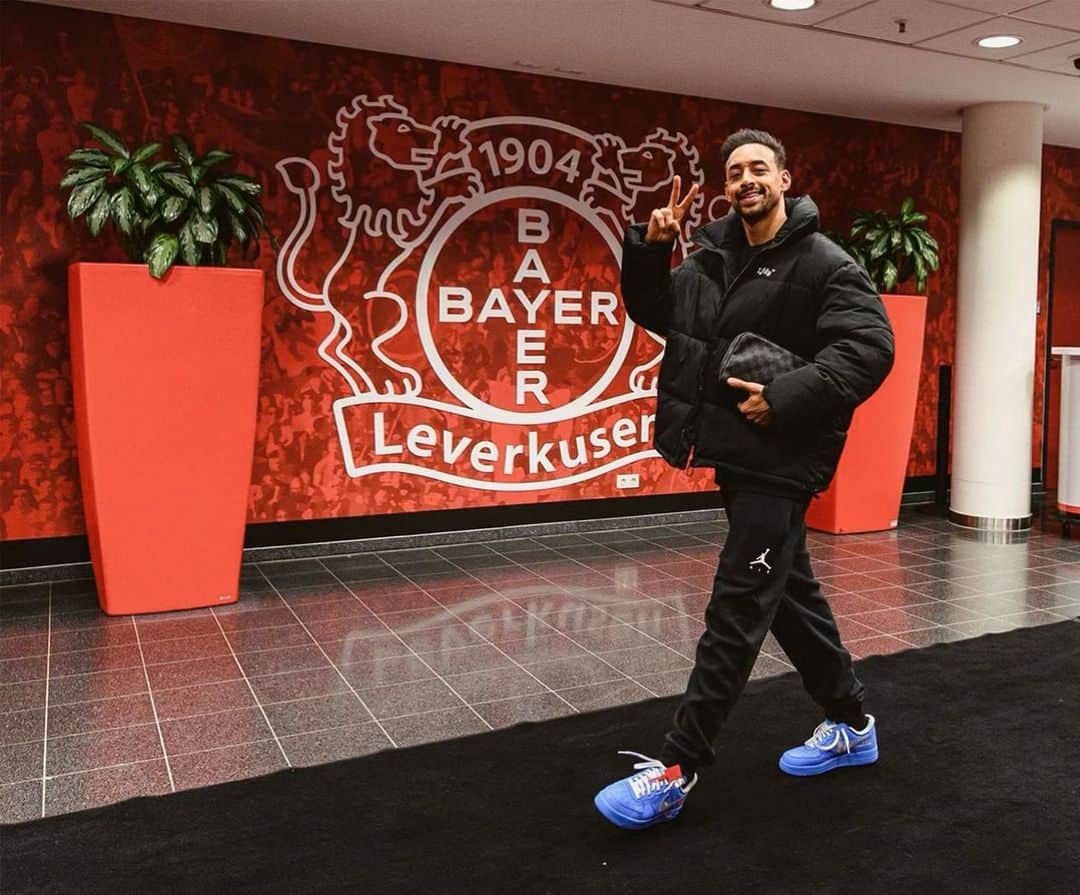 カリム・ベララビのインスタグラム：「Ready for our first home game on sunday! 💯💪🏾👊🏾」