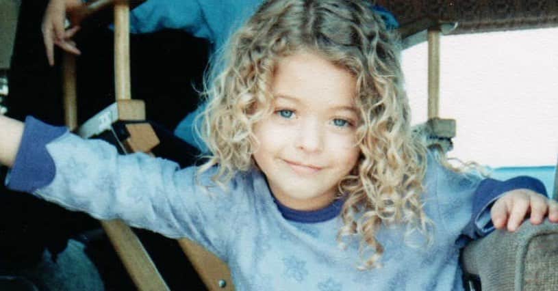 サーシャ・ピーターズのインスタグラム：「🧸#fbf #babysasha」