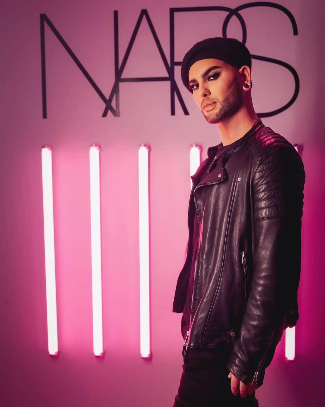 A riel D iazのインスタグラム：「I guess I’m just a @narsissist 🤷🏽‍♂️ #narsafterglow last night 💕」