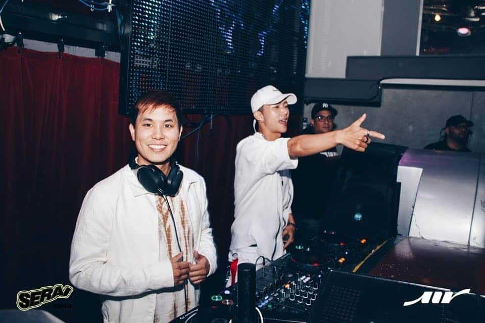 ケビン さんのインスタグラム写真 - (ケビン Instagram)「Thank you so much for coming!! Had an amazing night in Perth!! You guys ROCK!!! @andytrieu #kklub #perth」1月25日 15時10分 - kevinkim88