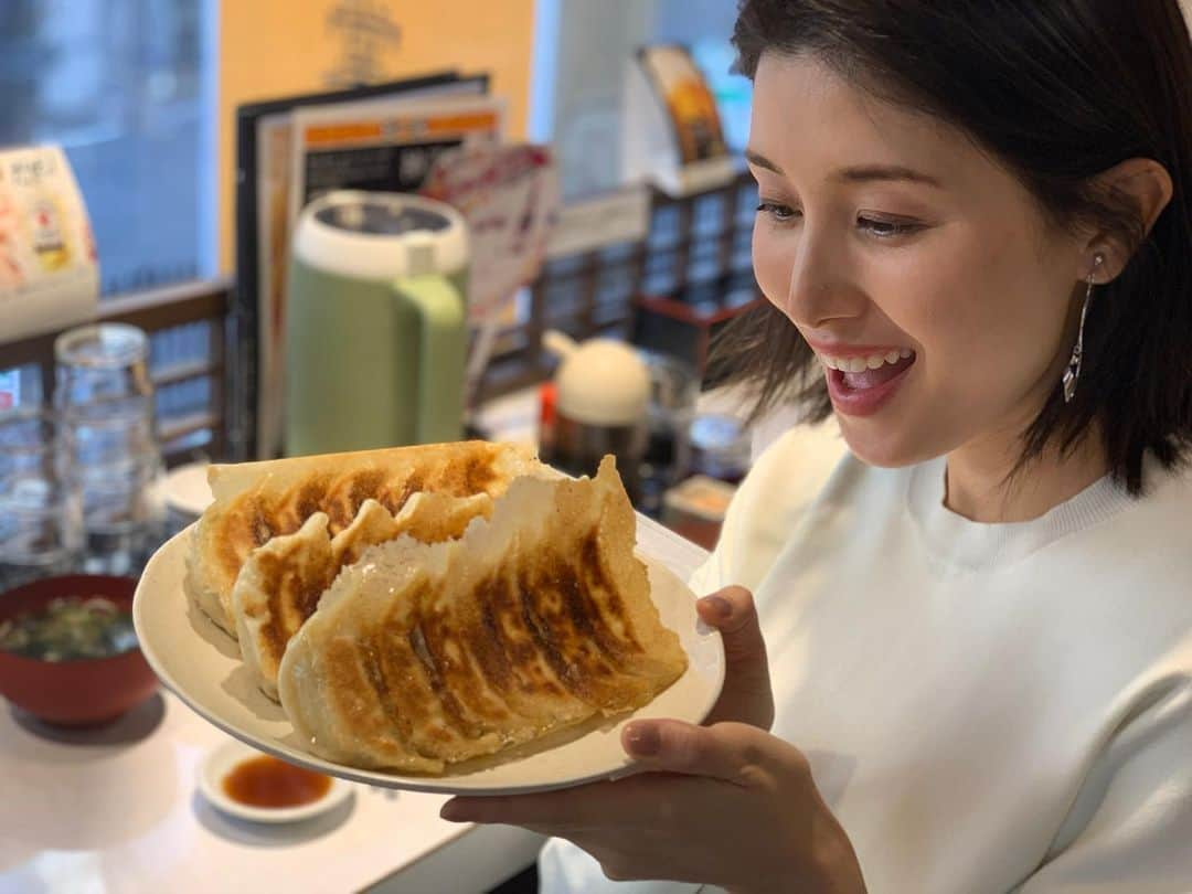 橋本マナミさんのインスタグラム写真 - (橋本マナミInstagram)「宇都宮にきたら　#餃子　🥟💓💓仕事終わりにさくっとお店で食べれました😊 満足満足^_^」1月25日 15時24分 - manami84808