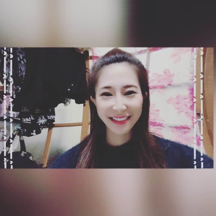 赤崎ティナ（西浦舞由美）のインスタグラム：「#youtube #ユーチューブ 赤崎ティナちゃんねる 開設です🎀✨✨ 是非登録してねん🤲❤️ #赤崎ティナ  ユーチューバーには、ならないけど、もっと知ってほしいないろんなこと👍✨ #歌ってみた」
