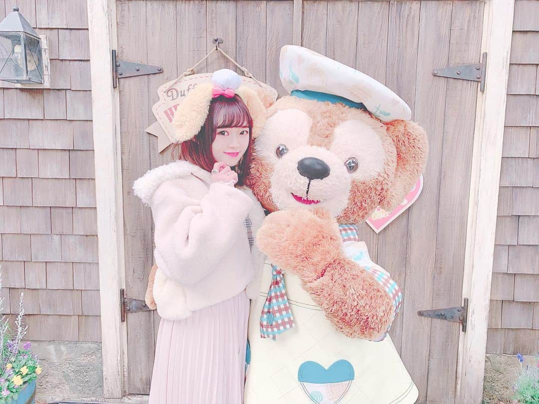 中井りかさんのインスタグラム写真 - (中井りかInstagram)「まいめん😊💗今年もハートウォーミングのダフィくんに会えてはぴはぴでした💭💫💫 #tds #disneysea #ディズニーシー　#ダフグリ　#ダッフィーのハートウォーミングデイズ」1月25日 15時56分 - rika___n24x