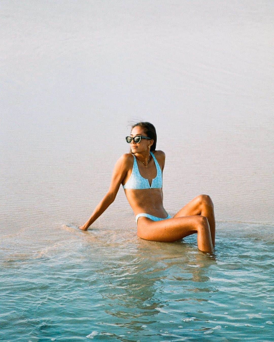 マリア・マーフィーのインスタグラム：「#film by @brooklynhawaii 💕」