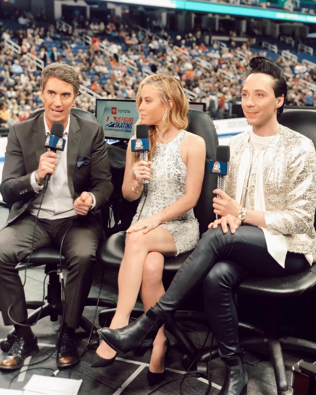 タラ・リピンスキーのインスタグラム：「Quick change for Ladies short program! @likelynyc 👗 For my skating fans out there- what did you think? Who was your fav? Who do you think will become the National Champ tonight?? #uschamps20 Tune in at 8pm est on NBC!!!!」
