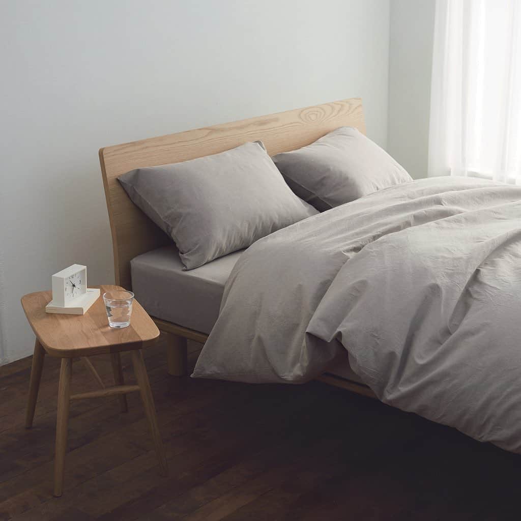 MUJI USAさんのインスタグラム写真 - (MUJI USAInstagram)「Bedding for every season to ensure a restful and comfortable night of sleep.  Browse bedding in stores and online. Now 30% off for a limited time. #muji #mujiusa #bedding」1月25日 8時05分 - mujiusa