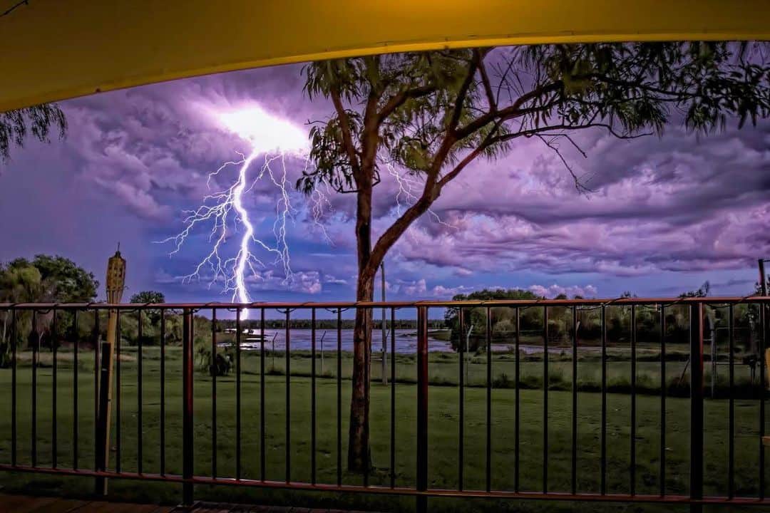 thephotosocietyさんのインスタグラム写真 - (thephotosocietyInstagram)「Photos by Randy Olson | @randyolson | A recent story about the Australia fires on NBC News stated: "Intense and voracious fires are interacting with the atmosphere and creating their own weather, including lightning, which can cause new wildfires.” There are some years where healing monsoonal rains do not come, but they happen often enough that @natgeo sent me there to photograph them based on data from the previous years. In 2004, when this photo was taken, the normal climate pattern prevailed. #australia #fires #monsoon」1月25日 8時46分 - thephotosociety