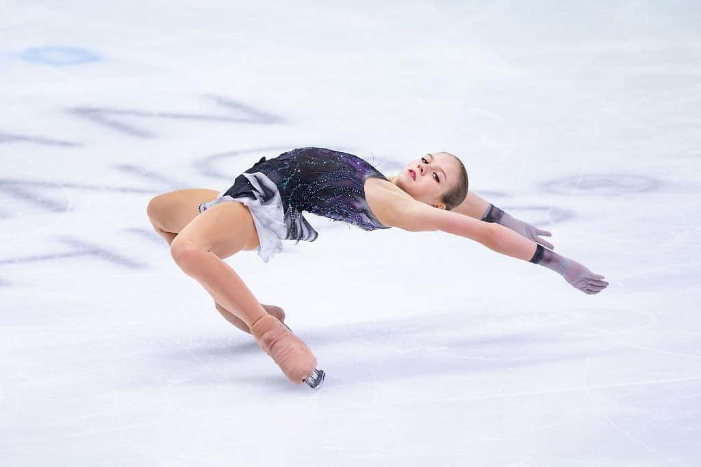 ISUグランプリシリーズさんのインスタグラム写真 - (ISUグランプリシリーズInstagram)「🔢 Standings for the Ladies after the Short Program at the European Championships:  1️⃣ @aliona_officialnew 🇷🇺 2️⃣ @anna__shcherbakova_ 🇷🇺 3️⃣ @avtrusova 🇷🇺 . . #EuroFigure #FigureSkating」1月25日 9時09分 - isufigureskating_x