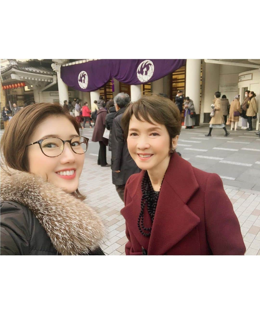 多岐川華子さんのインスタグラム写真 - (多岐川華子Instagram)「昨日は母と、初めて歌舞伎を観に行きました✨ずっと観たかったから嬉しい。圧巻の一言。 いい経験ができました😊 そして、歌舞伎観劇のあとは母のご要望でお寿司を🍣 歌舞伎座近くの銀座あらたさん。 大将の新妻さんがいつも気さくに話してくださって楽しい時間✨ ありがとうございました！ . . #歌舞伎#歌舞伎観劇#新春大歌舞伎2020#歌舞伎座#夜の部#東京#日本#銀座#銀座あらた#寿司#お寿司#japan#kabuki#sushi#tokyo#ginza」1月25日 9時21分 - hanako__official