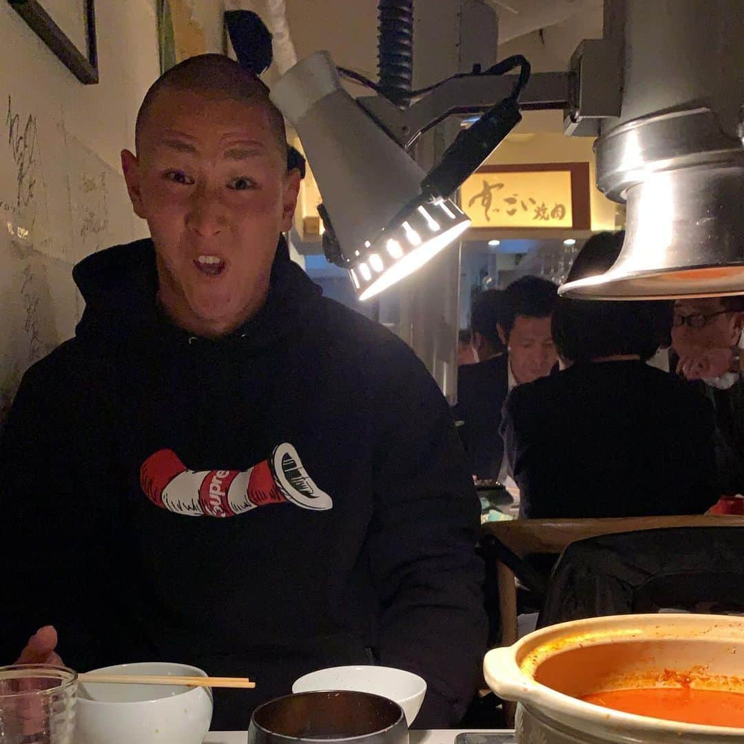 上田剛史さんのインスタグラム写真 - (上田剛史Instagram)「帰ってきたらまず肉肉肉🥩🥓🍖」1月25日 9時22分 - tsuyoshi50