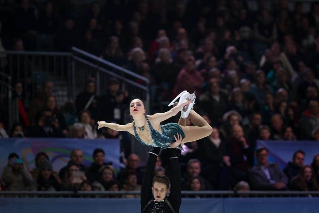 ISUグランプリシリーズさんのインスタグラム写真 - (ISUグランプリシリーズInstagram)「The European Figure Skating Championships 2020 Medalists: 🥇 @aleksandraboikova / @dimakozlovski 🇷🇺 🥈 @_tarasova_evg / @morozov_v92 🇷🇺 🥉 @daria_pavlyuchenko / @denkhodykin 🇷🇺 . . #EuroFigure #FigureSkating」1月25日 9時22分 - isufigureskating_x