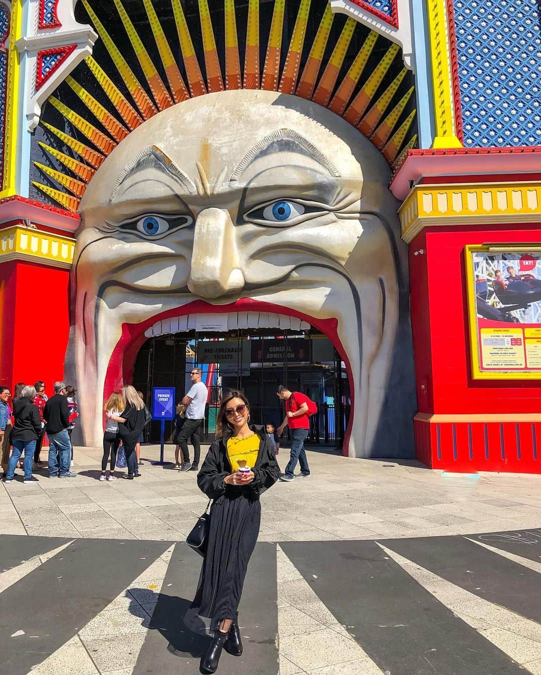 かにゃさんのインスタグラム写真 かにゃinstagram Luna Park Melbourne まだ中には入った事ないけどとても古い遊園地 Australia Melbourne Victoria Stkilda Workingholiday Lunapark Lunaparkmelbourne Melbournelife Melbournestyle