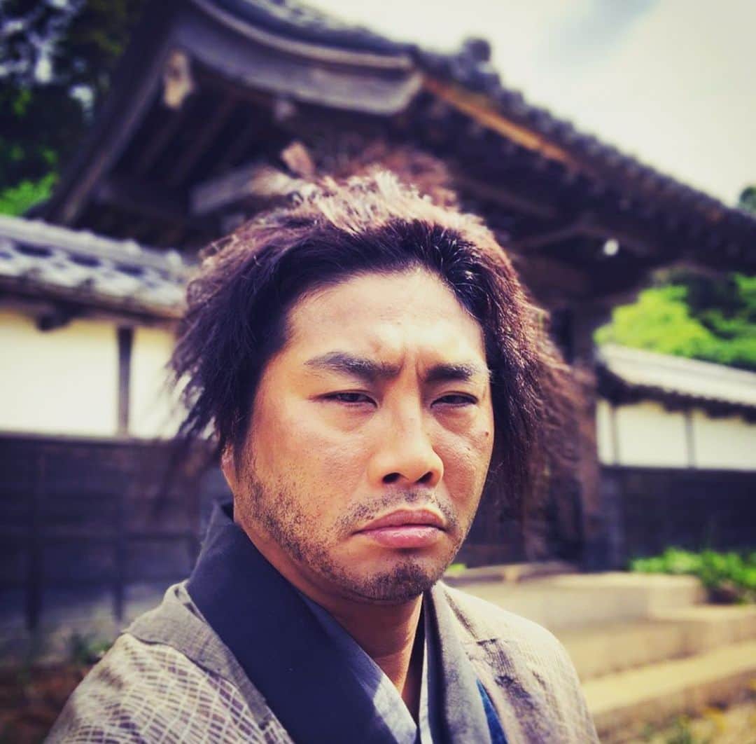 松尾諭のインスタグラム：「NHK総合【土曜時代ドラマ】螢草 菜々の剣 本日18:05よりスタート。是非ご覧ください。 #蛍草  #だんご兵衛」