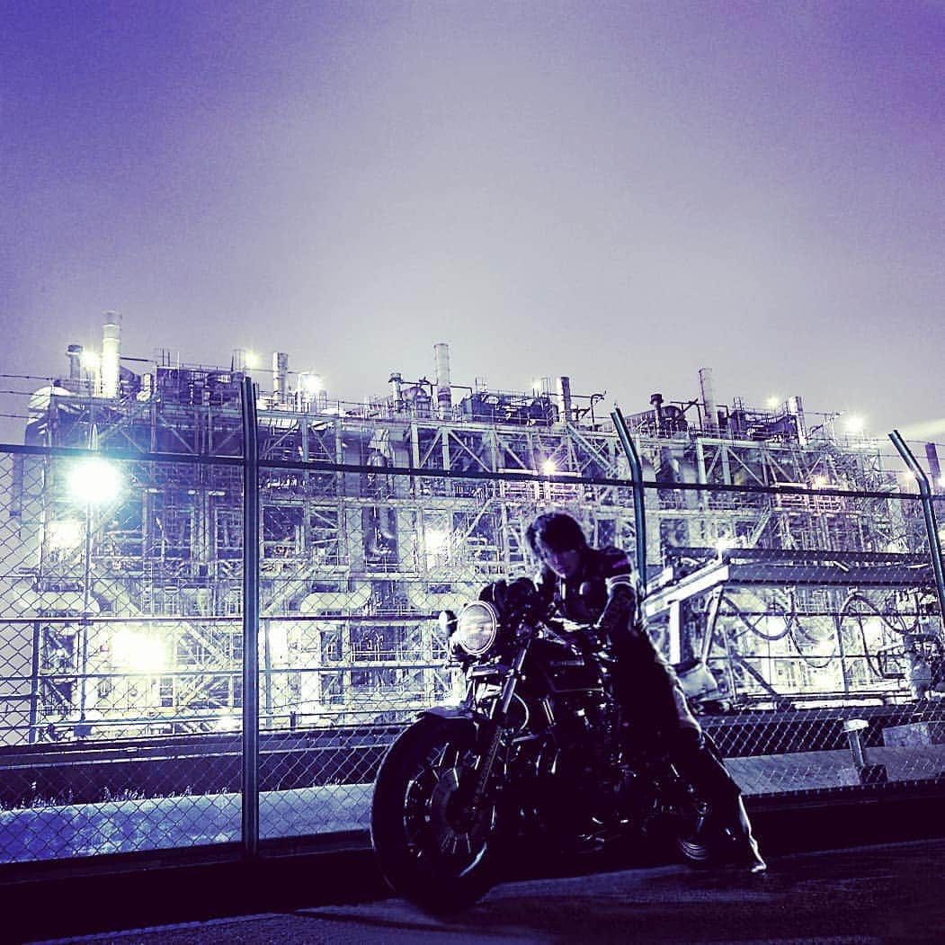 TOKIさんのインスタグラム写真 - (TOKIInstagram)「今年こそ再びバイクの撮影をしたいです。てかします。  #Z1000MK2」1月25日 10時22分 - toki_c4