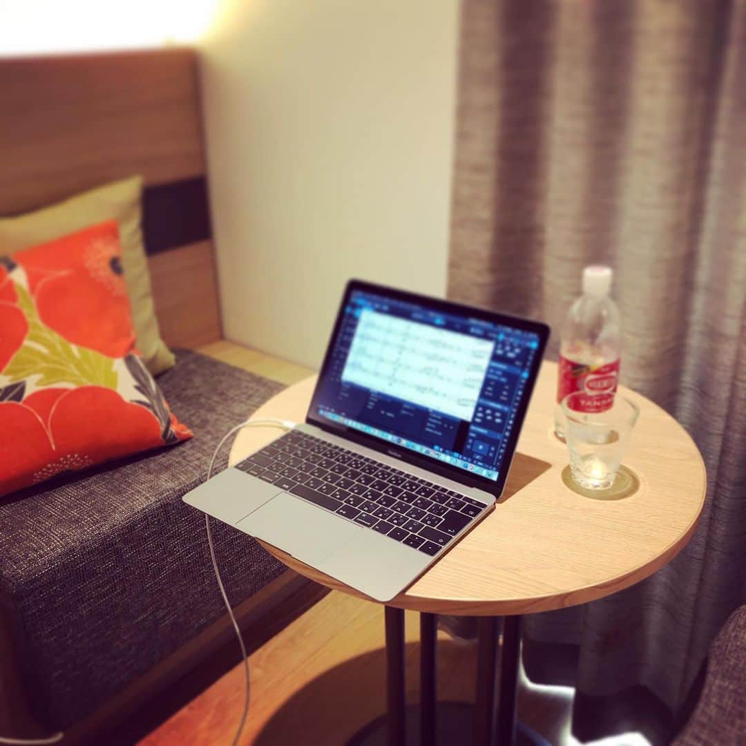 上杉洋史のインスタグラム：「Good morning from Okinawa. I finally purchased  Dorico Pro and started practicing using it. #goodmorning #okinawa #doricopro3」