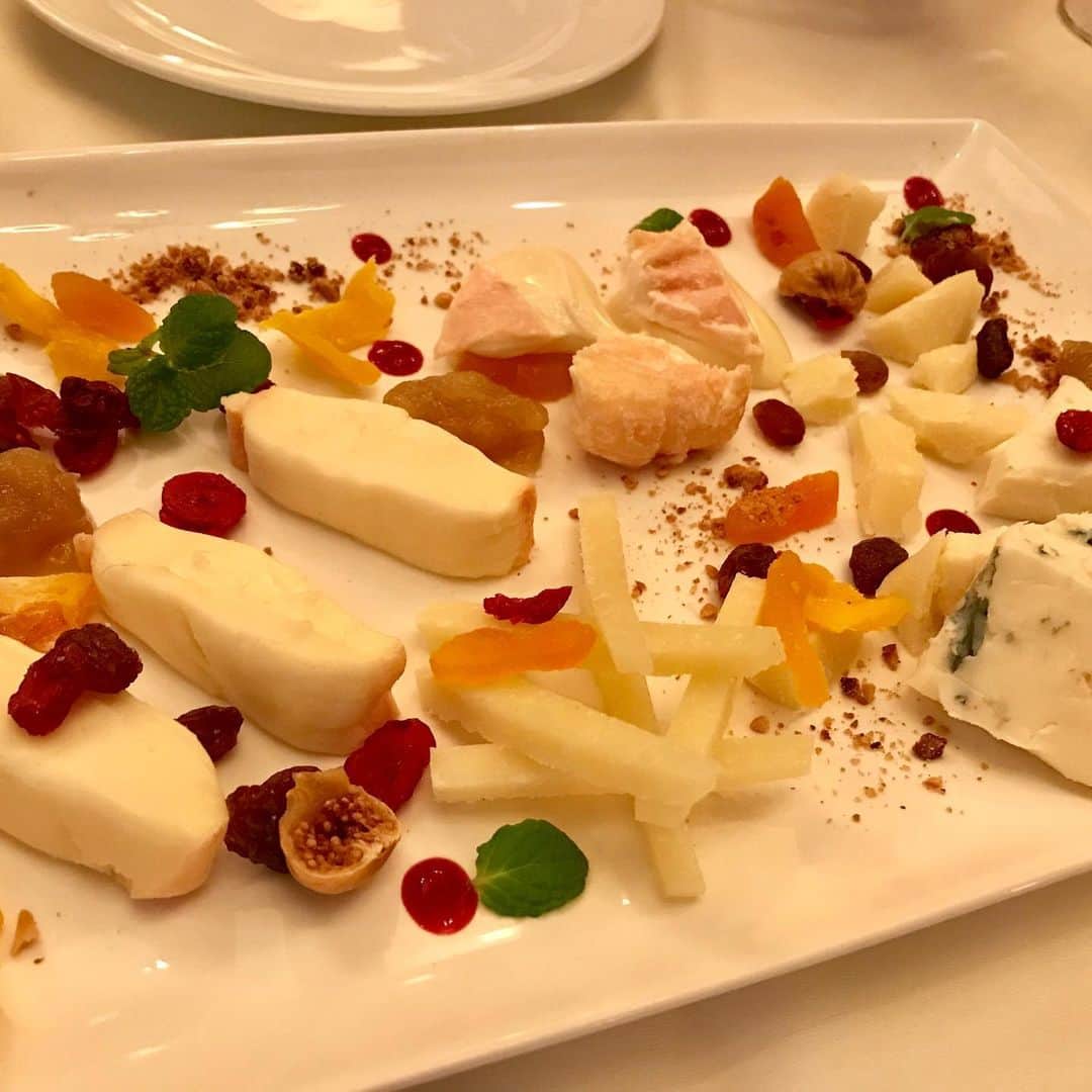 ラリソン彩華さんのインスタグラム写真 - (ラリソン彩華Instagram)「港区でまたひとついいお店に出会えた☺️ シェフの馬渡さんはじめ、スタッフの皆様の接客も最高です♪ #イタリアン#ディナー」1月25日 12時47分 - ayakalarrison