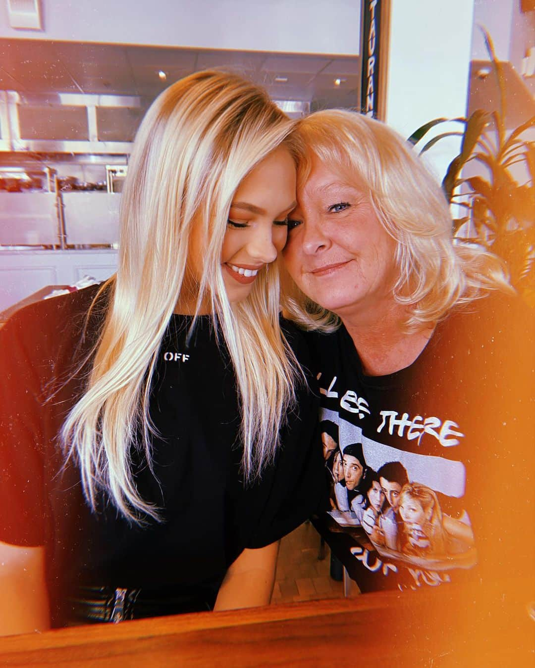 ジョーディン・ジョーンズさんのインスタグラム写真 - (ジョーディン・ジョーンズInstagram)「which pic is your favv 💫」1月25日 14時35分 - jordynjones