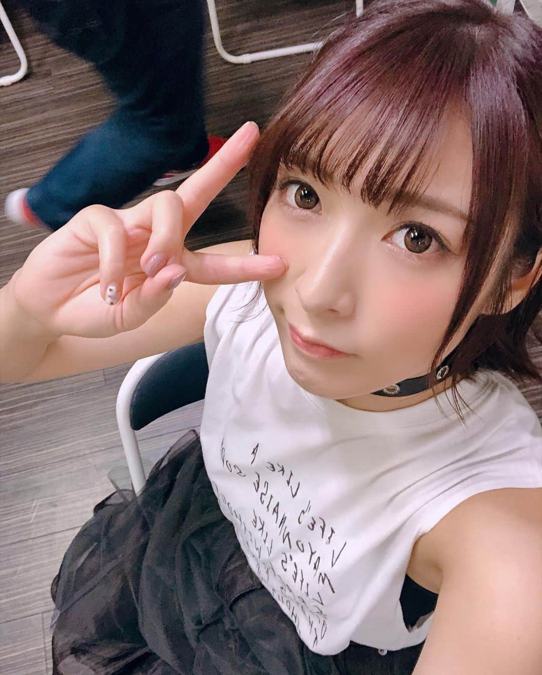 阿部乃みくさんのインスタグラム写真 - (阿部乃みくInstagram)「今日は『佐倉絆 MGZ LastLiveTour in Osaka』にゲスト出演させていただきました！  大好きなきずぽんと大好きなMGZので一緒に歌って踊ってってできてほんと嬉しかったです💛💛 沢山対バンもイベントもしたし、思い出がいっぱいなので、感無量でした😌  ゲストとして呼んでいただいてありがとうございました。と、きずちゃん大阪ライブお疲れ様でした。と来てくださった皆さんありがとうございました！  #million  #佐倉絆 #佐倉絆LastLiveTour #アメリカ村drop  #MGZ #阿部乃みく」1月26日 0時09分 - abenomiku