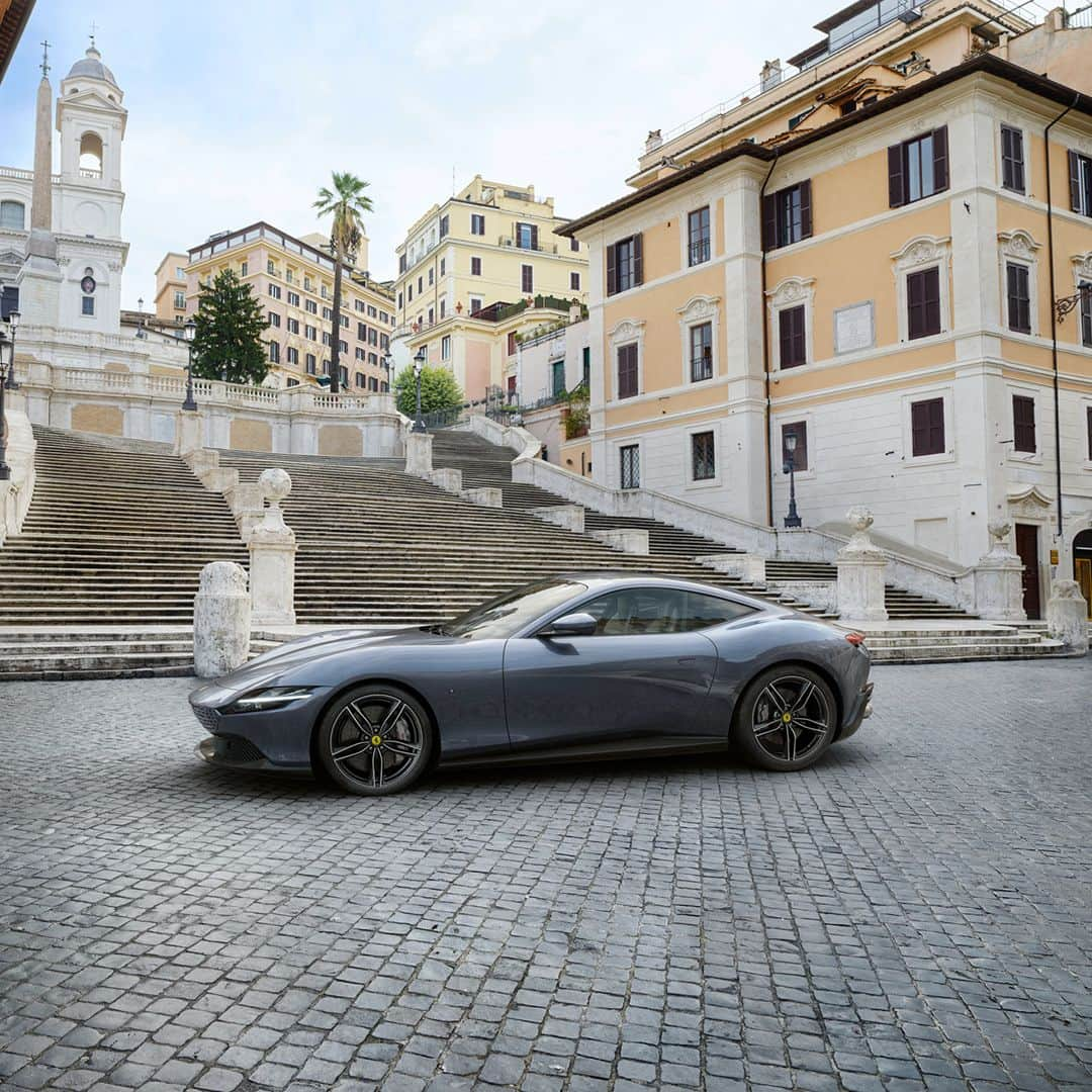 フェラーリさんのインスタグラム写真 - (フェラーリInstagram)「Lines that will live forever: the #FerrariRoma has come a long way. #Ferrari #FastCar #CarLifeStyle #Exclusive」1月26日 1時00分 - ferrari